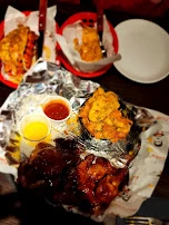 Mac N Cheese BBQ Wings